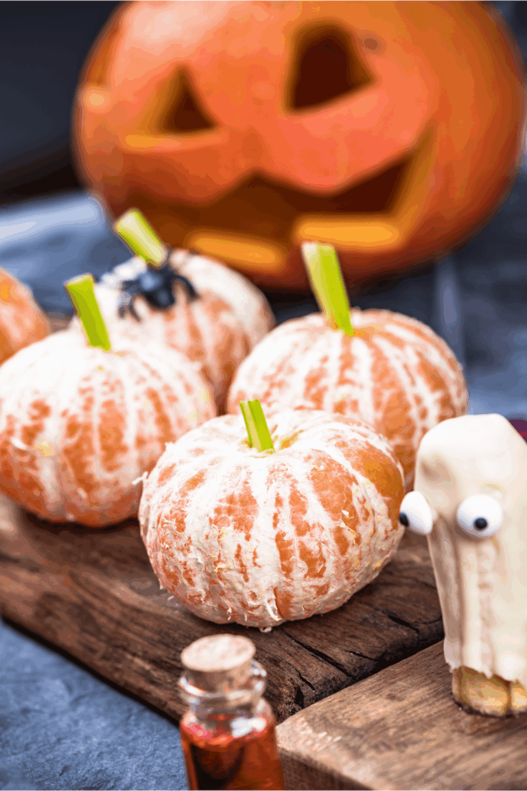 Cutie Mandarin Orange Pumpkins with Celery Stems – A Healthy Halloween Treat