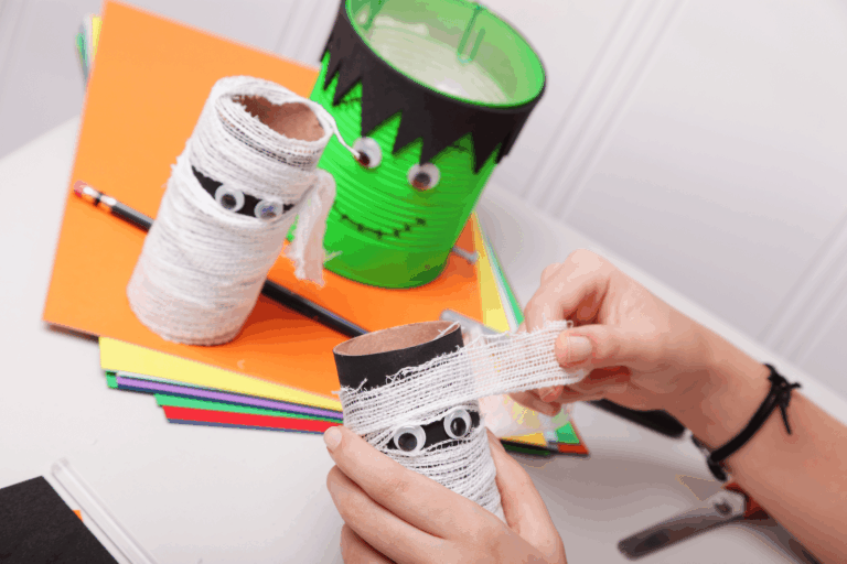 DIY Toilet Paper Roll Mummy Craft – A Spooky Fun Halloween Activity for Kids